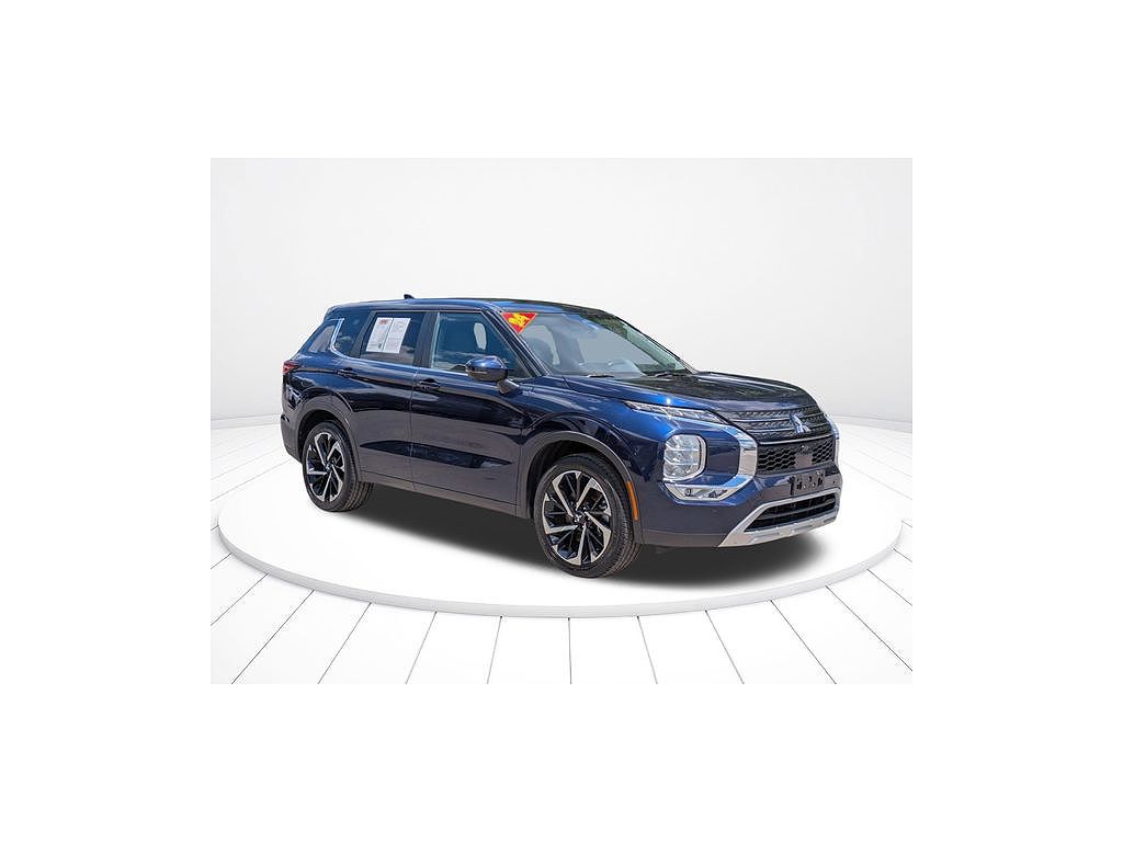 2024 Mitsubishi Outlander Black Edition