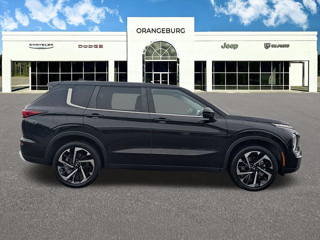 2024 Mitsubishi Outlander Black Edition