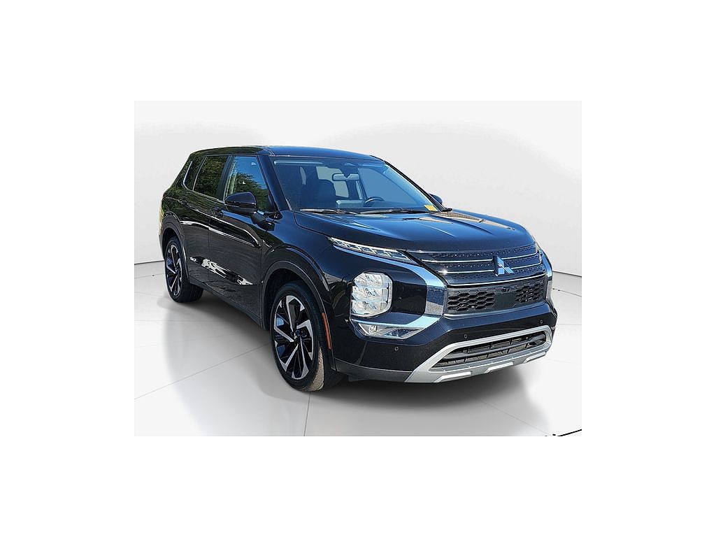 2024 Mitsubishi Outlander Black Edition
