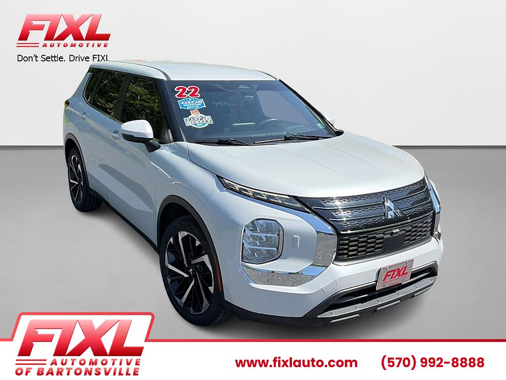 2022 Mitsubishi Outlander ES