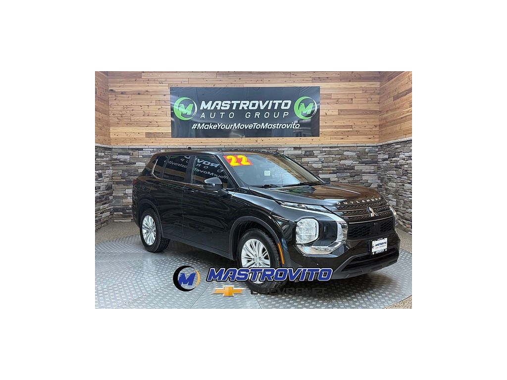 2022 Mitsubishi Outlander ES