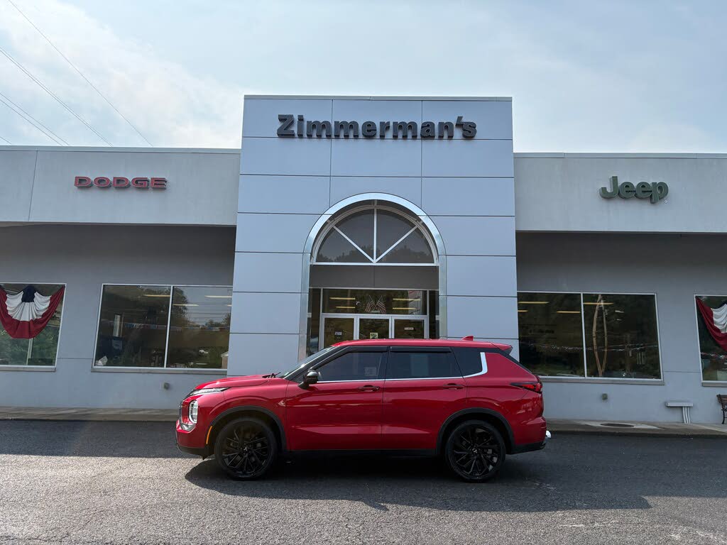 2022 Mitsubishi Outlander Black Edition