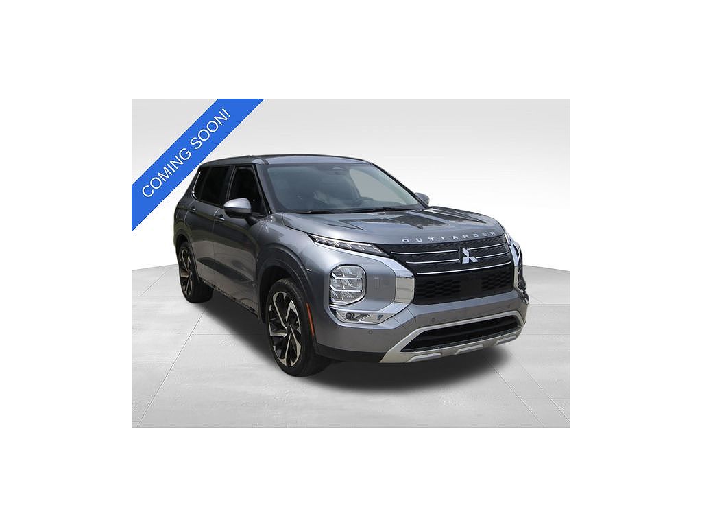 2023 Mitsubishi Outlander SE