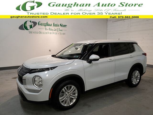 2024 Mitsubishi Outlander ES