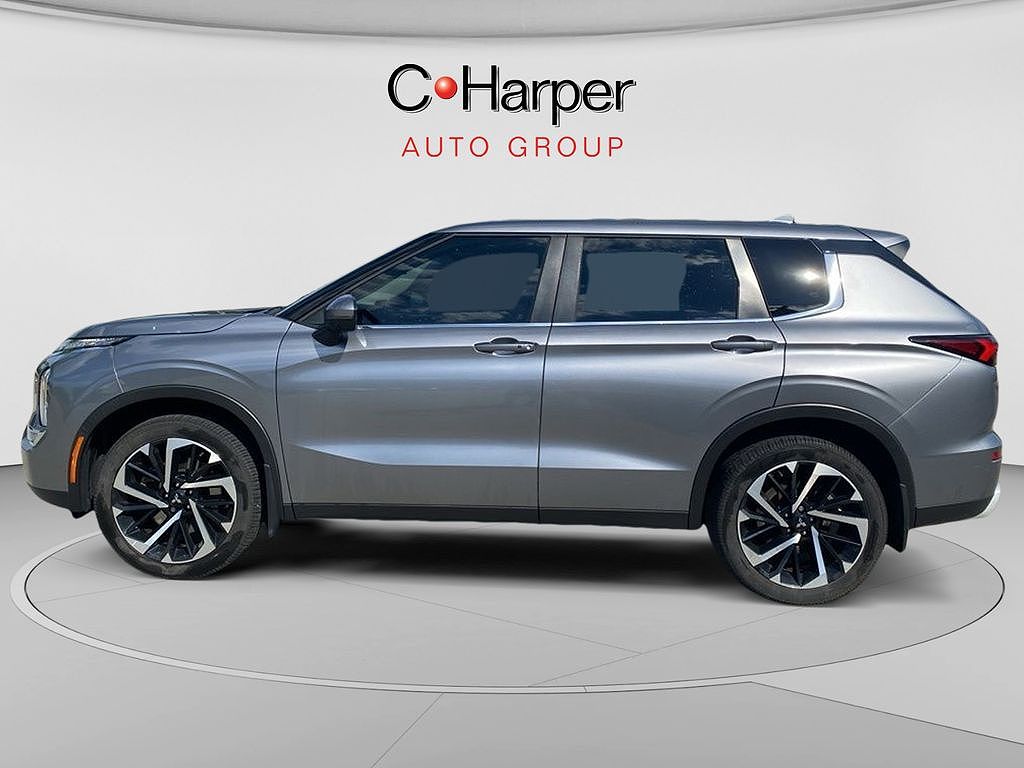 2023 Mitsubishi Outlander Black Edition