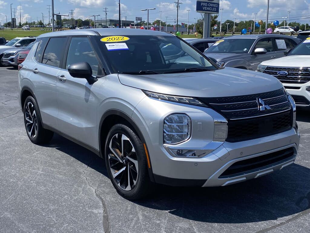 2022 Mitsubishi Outlander Black Edition