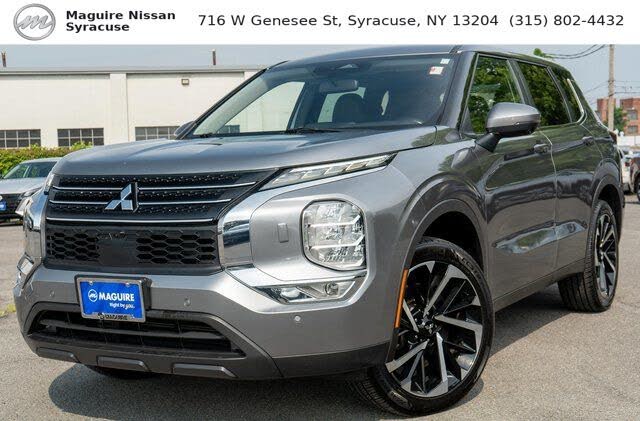 2023 Mitsubishi Outlander Black Edition