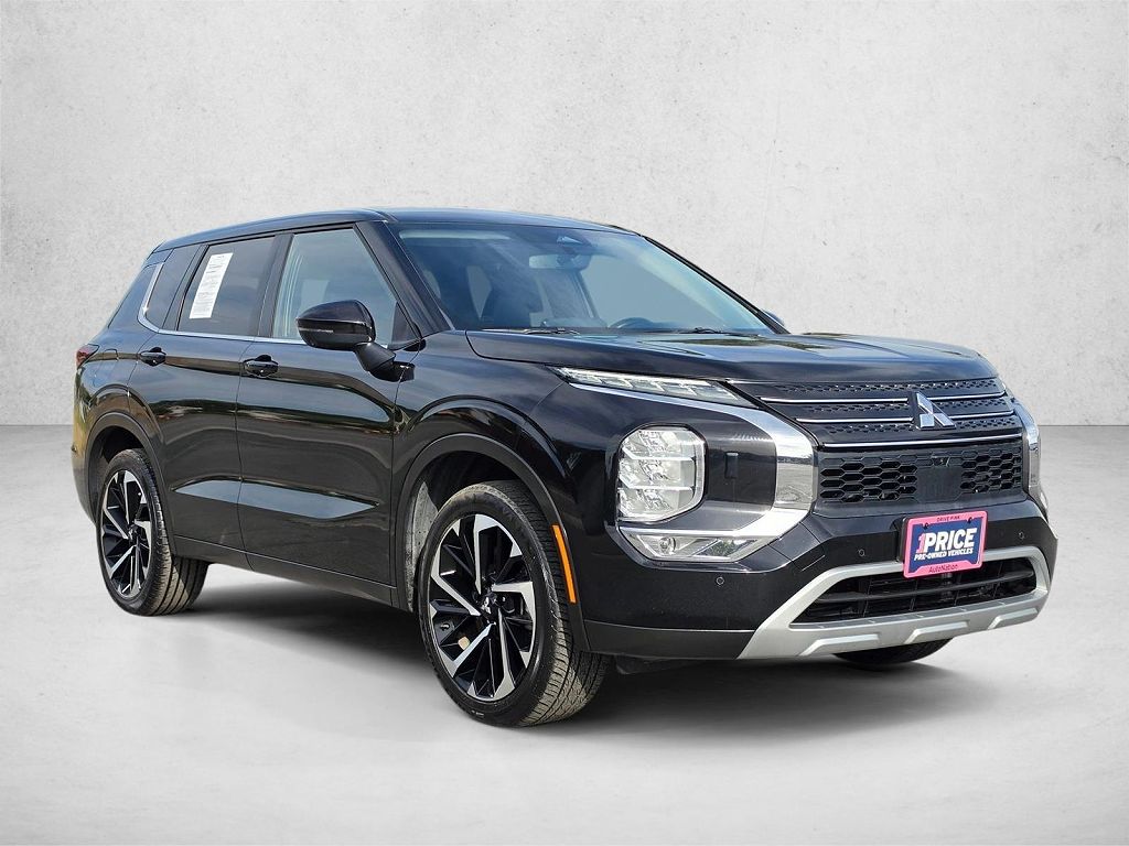2024 Mitsubishi Outlander Black Edition
