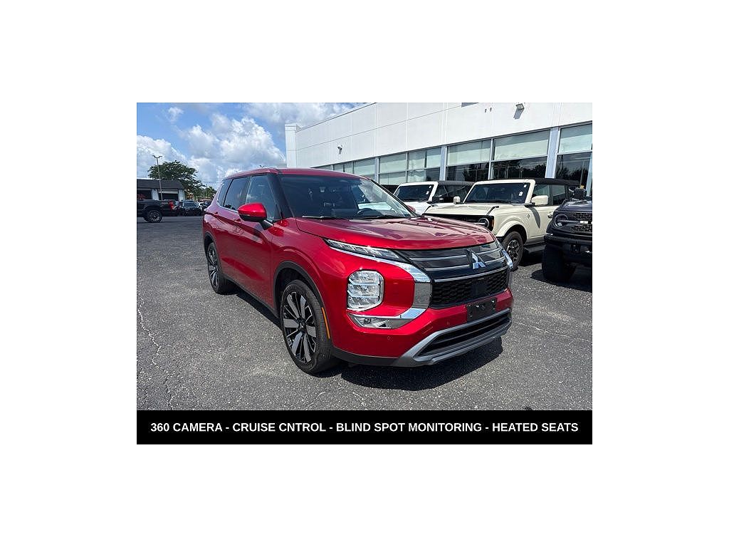 2025 Mitsubishi Outlander SE