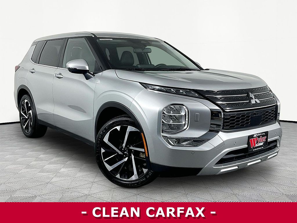 2024 Mitsubishi Outlander SE
