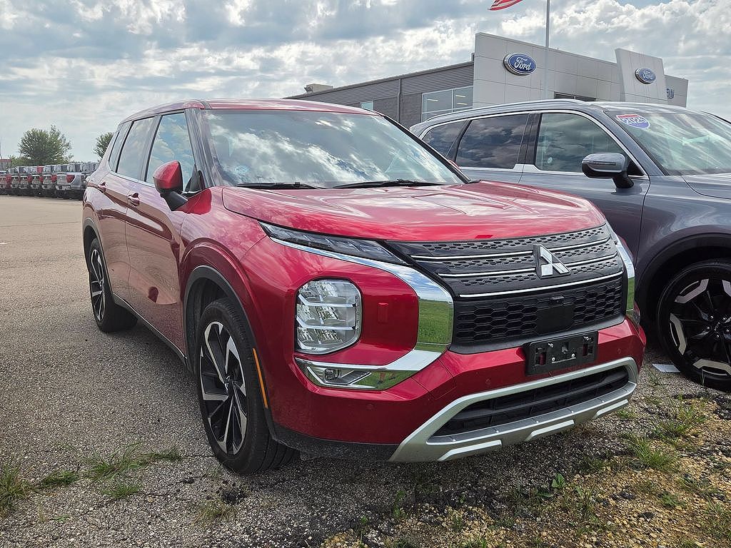 2024 Mitsubishi Outlander Black Edition
