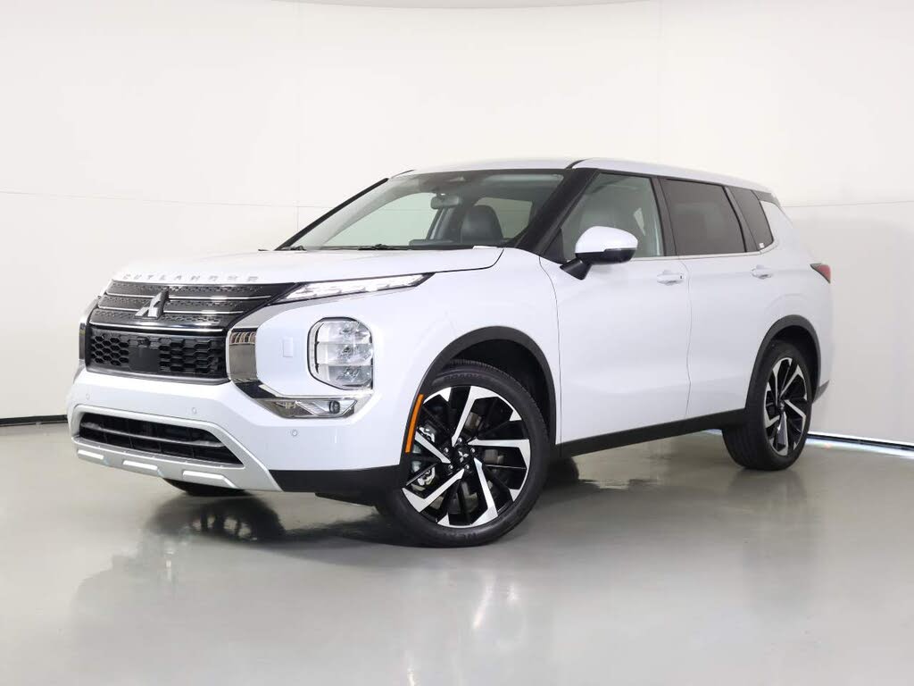 2024 Mitsubishi Outlander Black Edition