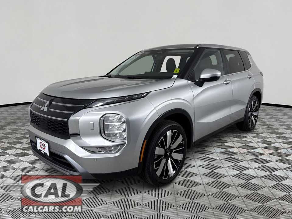 2025 Mitsubishi Outlander Trail Edition
