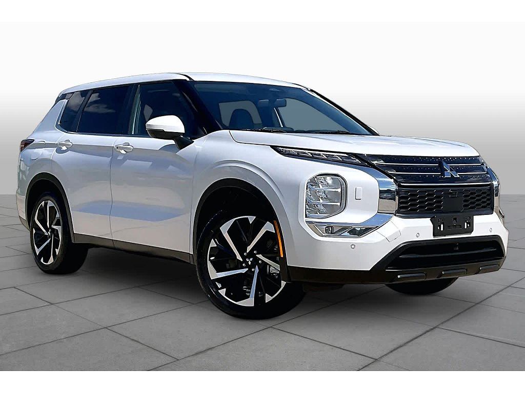 2024 Mitsubishi Outlander Black Edition