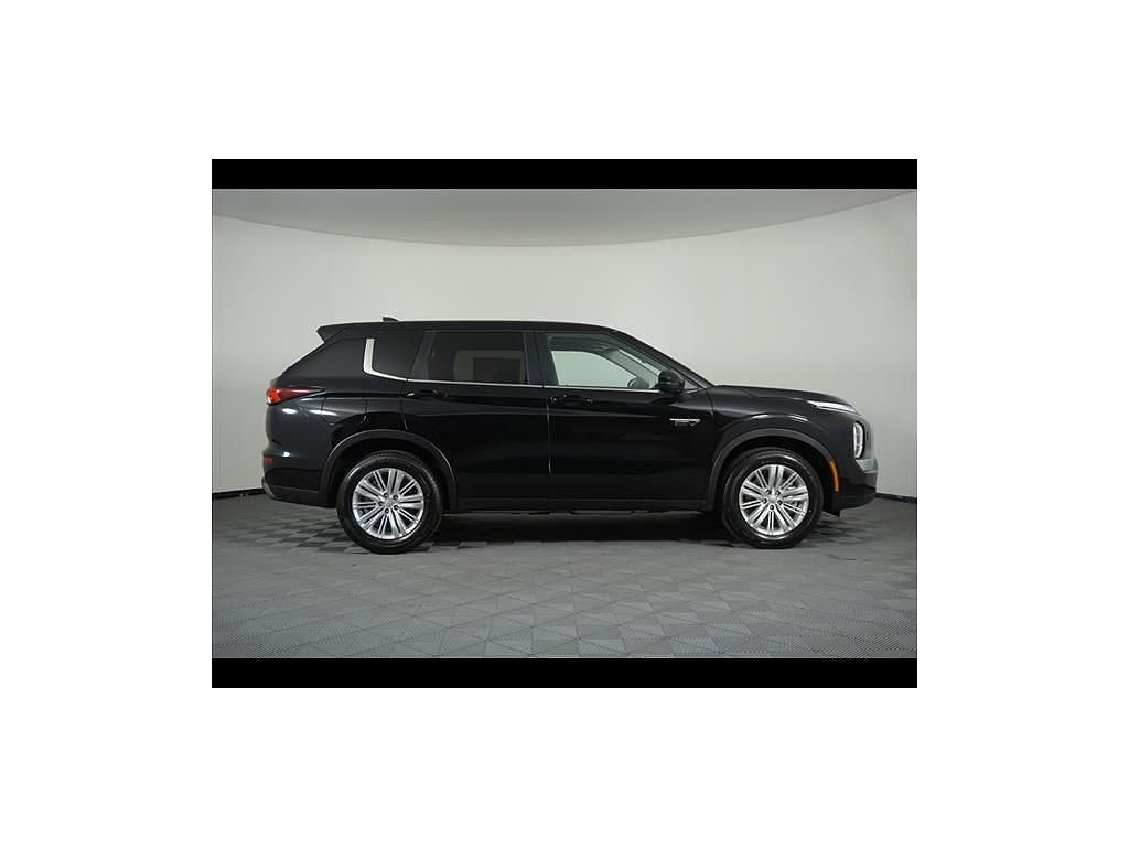 2024 Mitsubishi Outlander PHEV ES