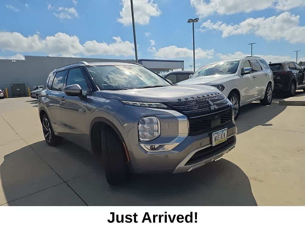 2023 Mitsubishi Outlander 40th Anniversary