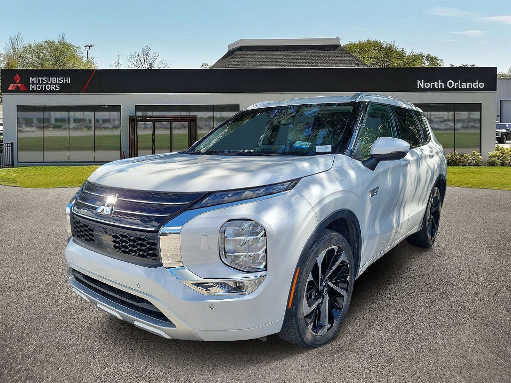 2023 Mitsubishi Outlander PHEV SEL