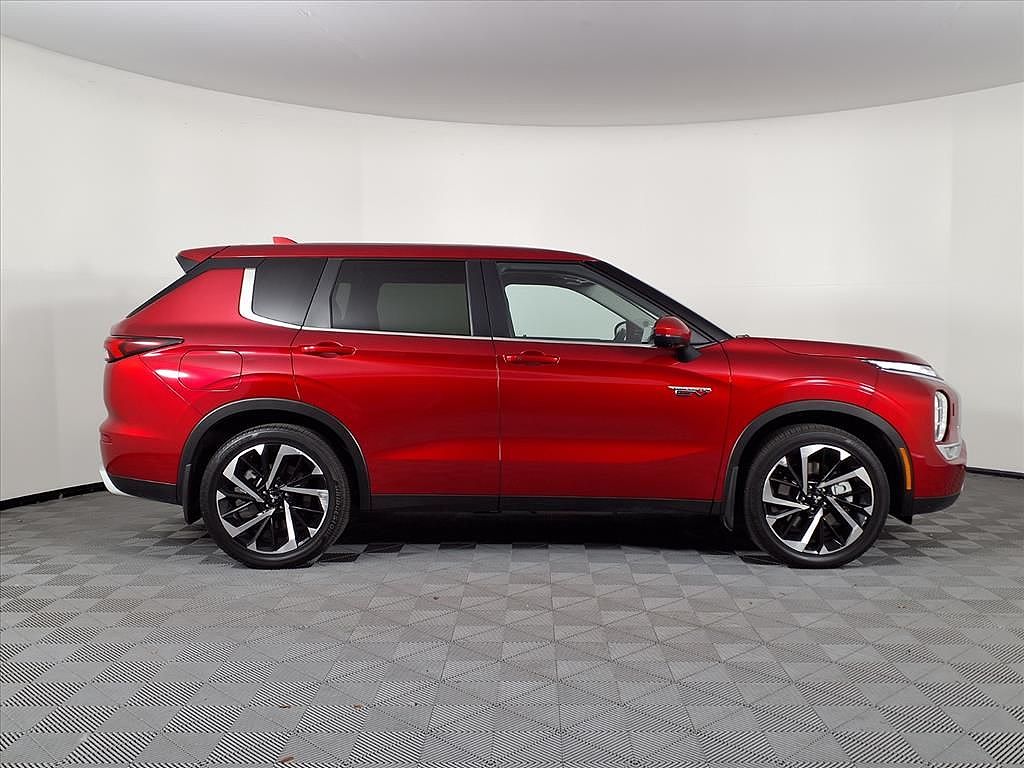 2024 Mitsubishi Outlander PHEV SE