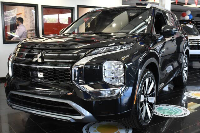2026 Mitsubishi Outlander PHEV SEL Black Edition