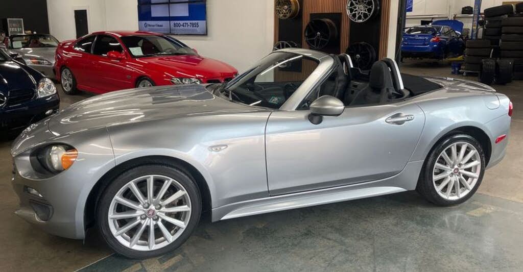 2017 Fiat 124 Spider Lusso