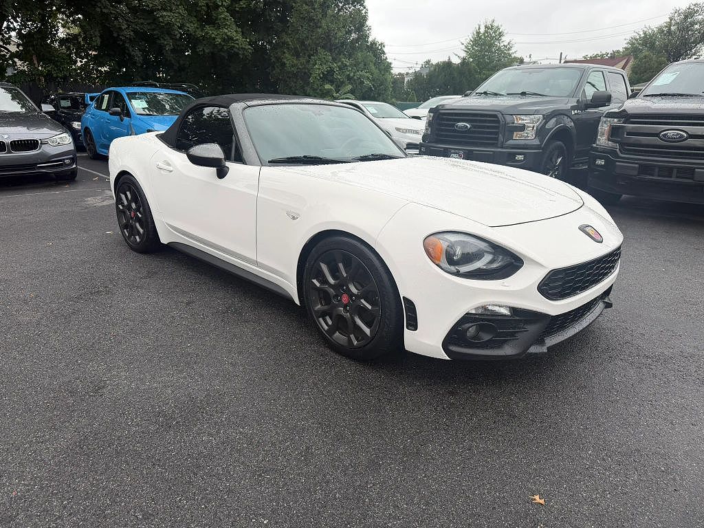 2017 Fiat 124 Spider Classica