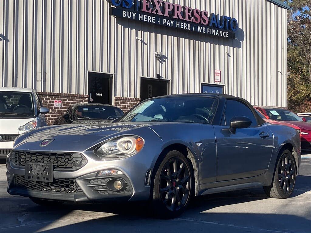 2017 Fiat 124 Spider Classica