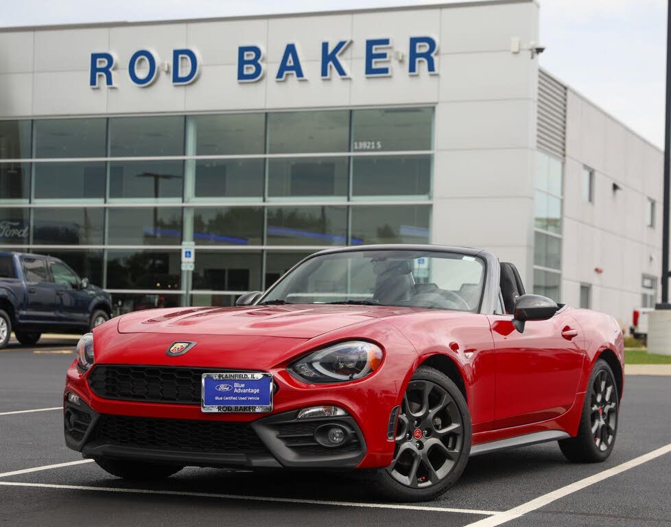 2017 Fiat 124 Spider Abarth