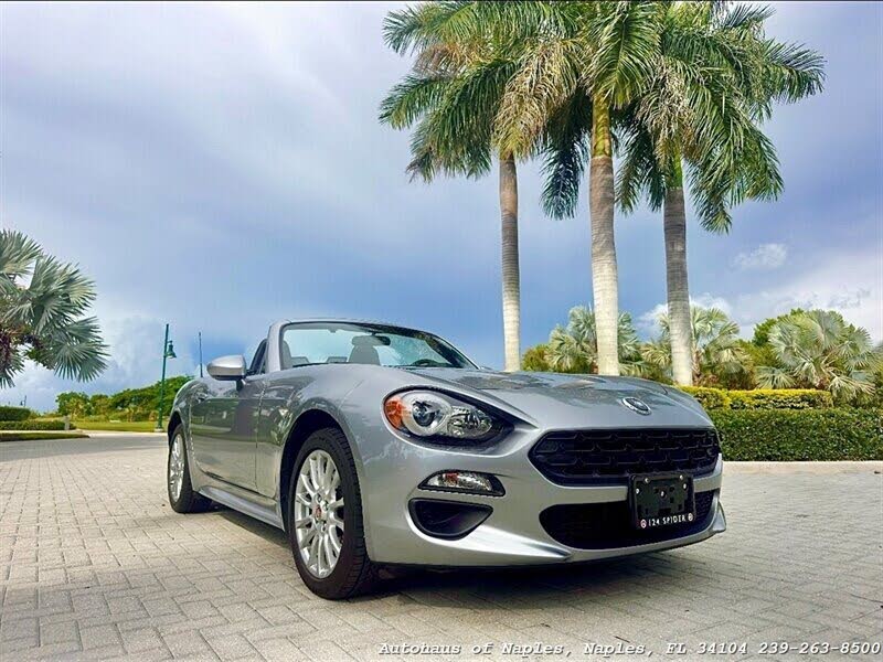 2017 Fiat 124 Spider Classica