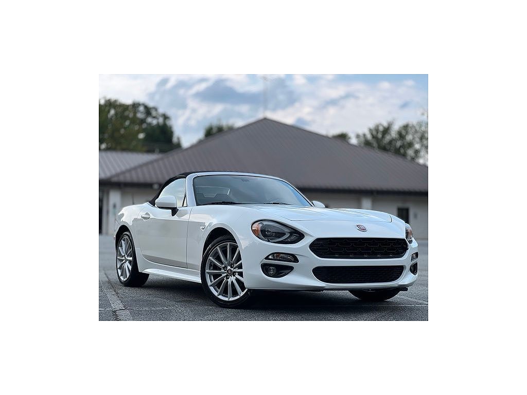 2018 Fiat 124 Spider Lusso Convertible