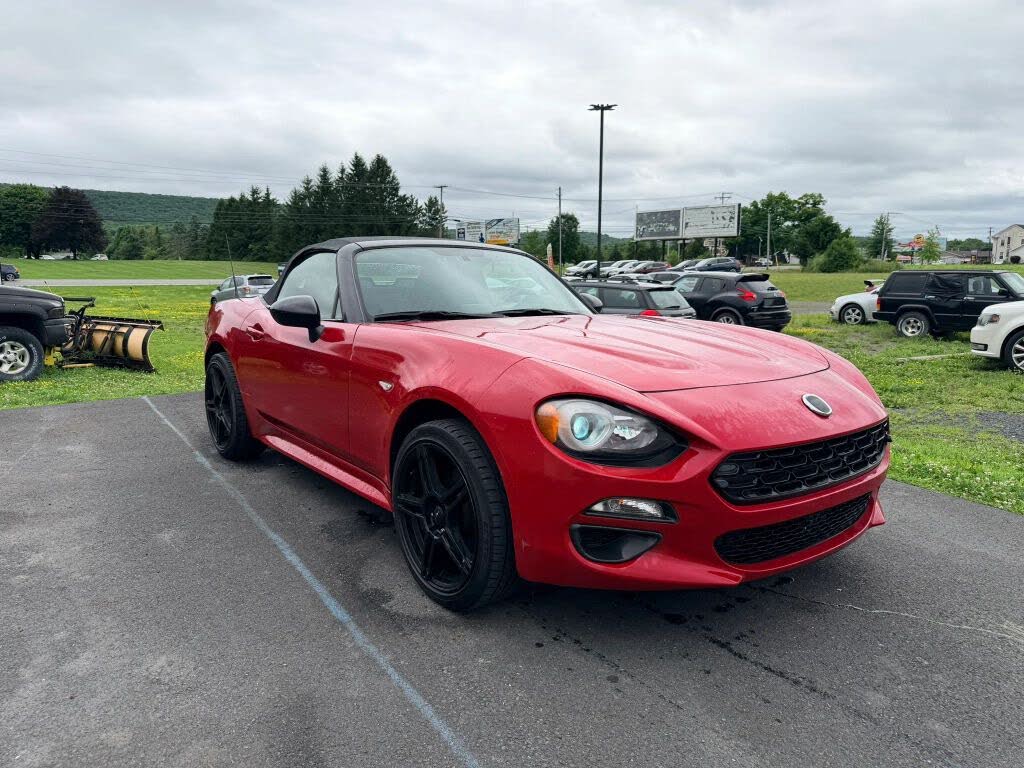 2017 Fiat 124 Spider Classica