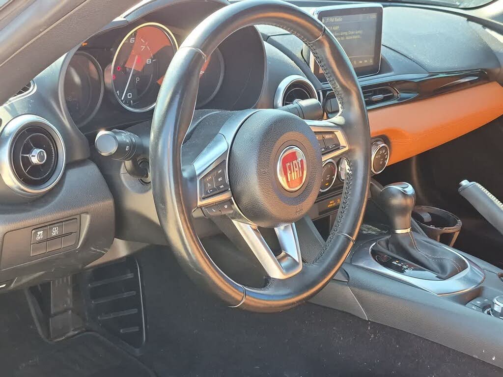 2017 Fiat 124 Spider Lusso