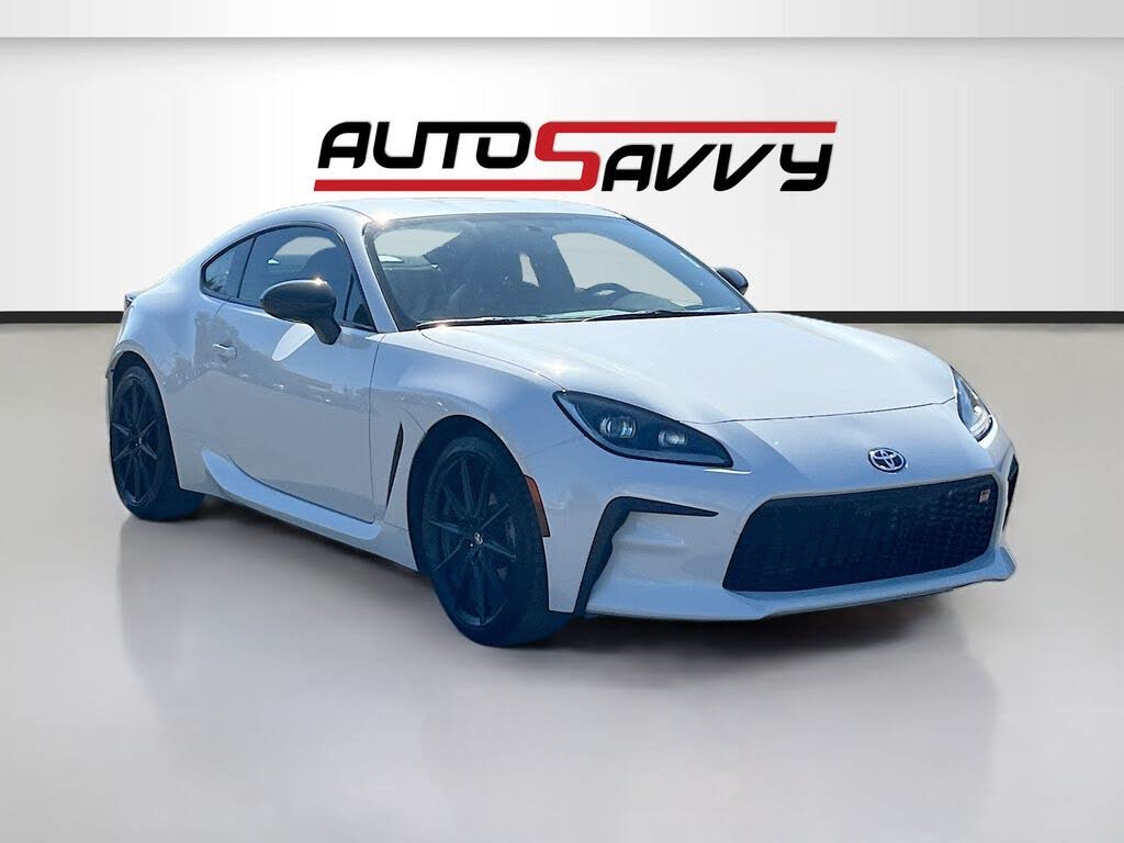 2025 Toyota GR86 Premium