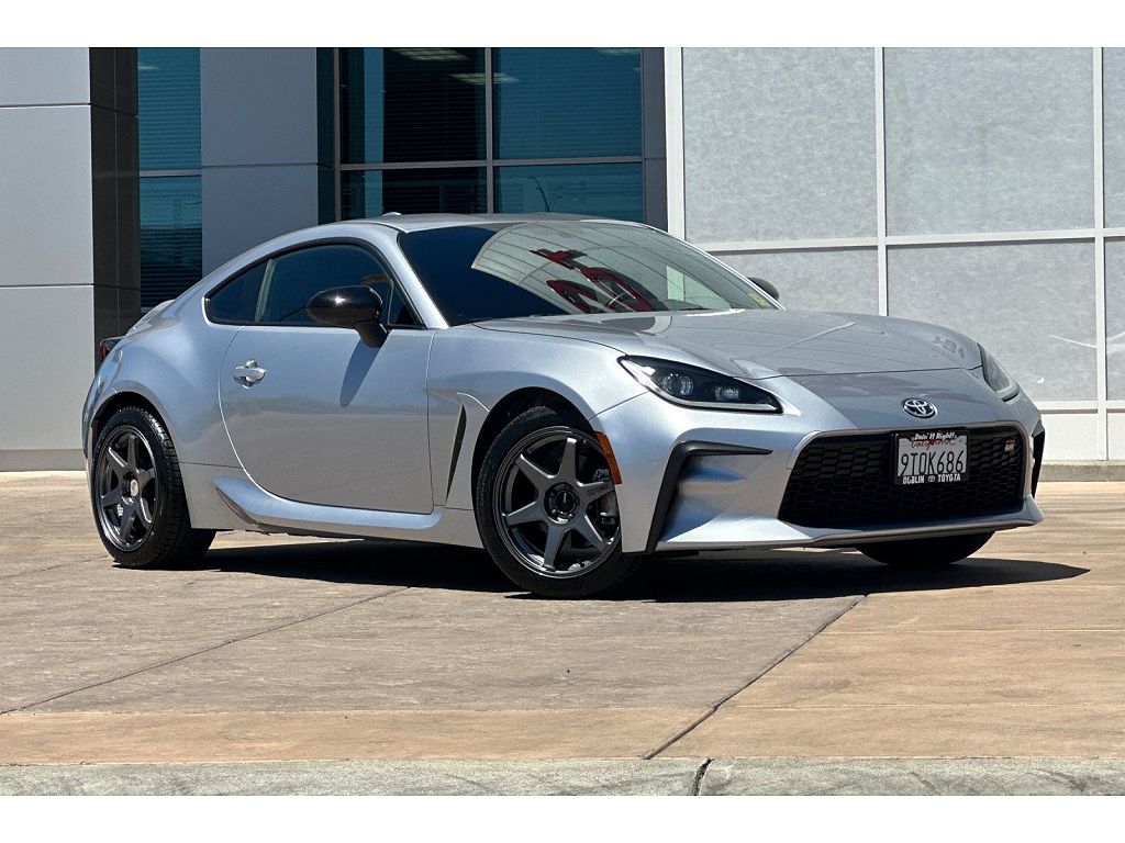 2025 Toyota GR86 Premium