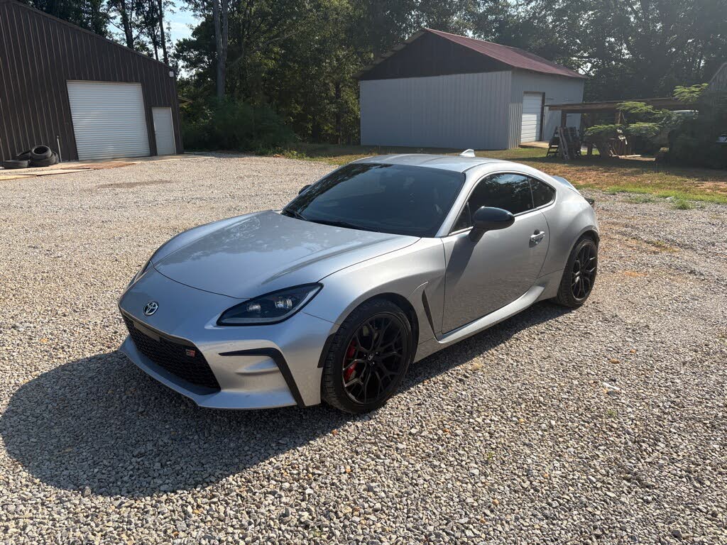 2025 Toyota GR86 Premium