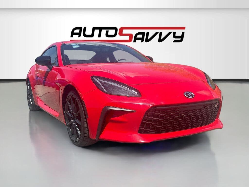 2025 Toyota GR86 Premium
