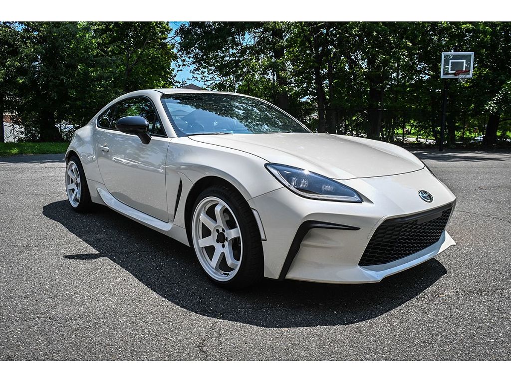2024 Toyota GR86 Premium