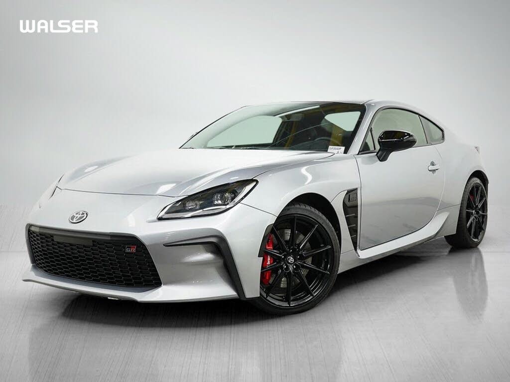 2025 Toyota GR86 Premium