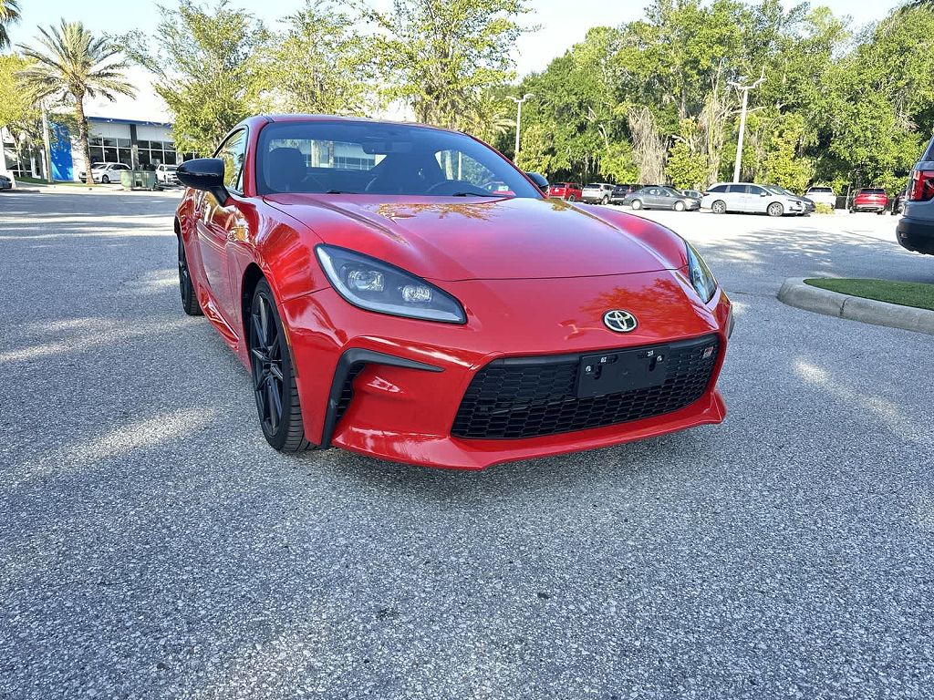 2025 Toyota GR86 Premium