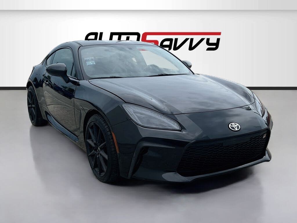 2025 Toyota GR86 Premium