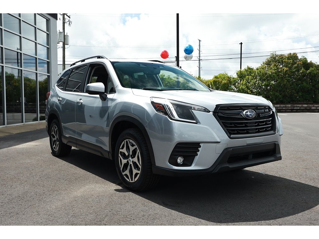 2024 Subaru Forester Premium