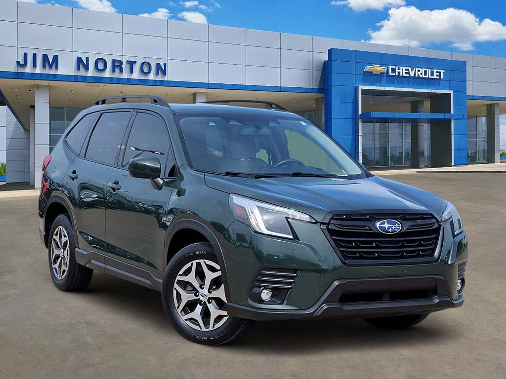 2024 Subaru Forester Premium
