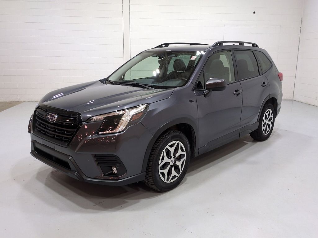 2024 Subaru Forester Premium