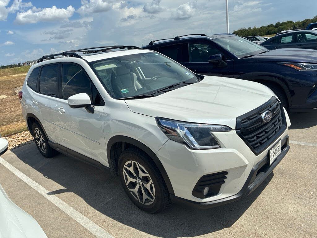 2022 Subaru Forester Premium