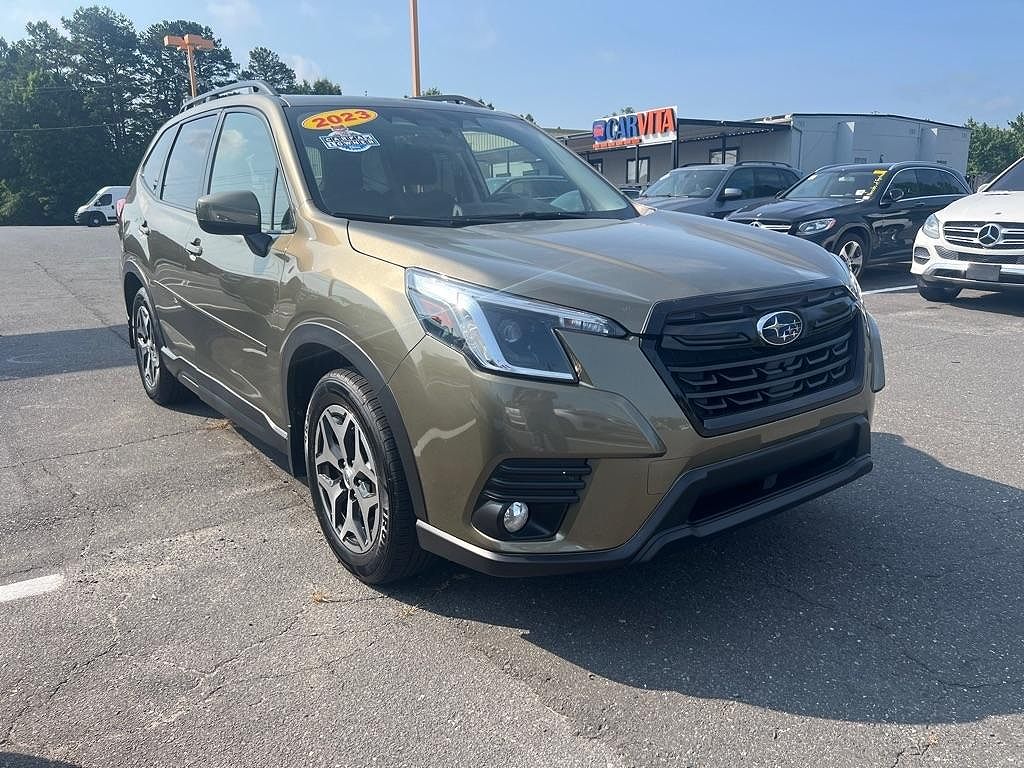 2023 Subaru Forester Premium