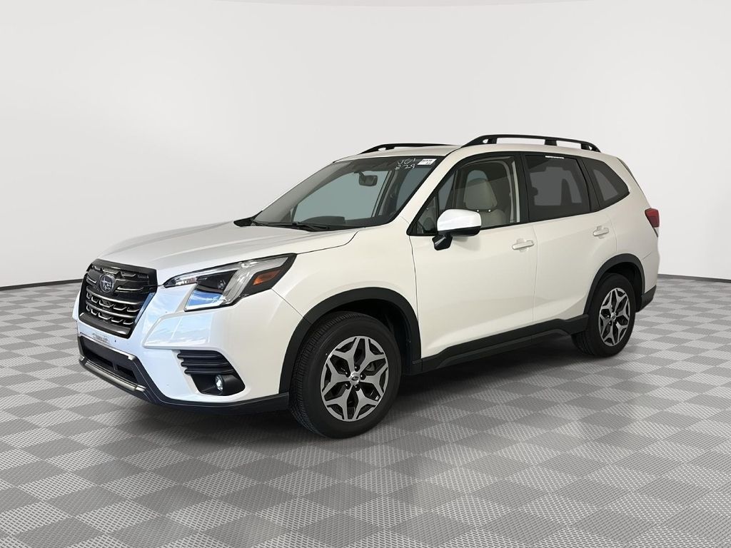 2024 Subaru Forester Premium