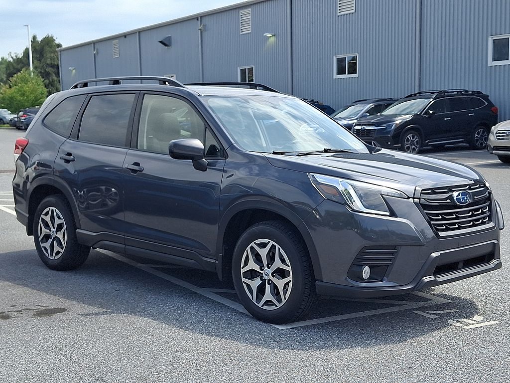 2023 Subaru Forester Premium