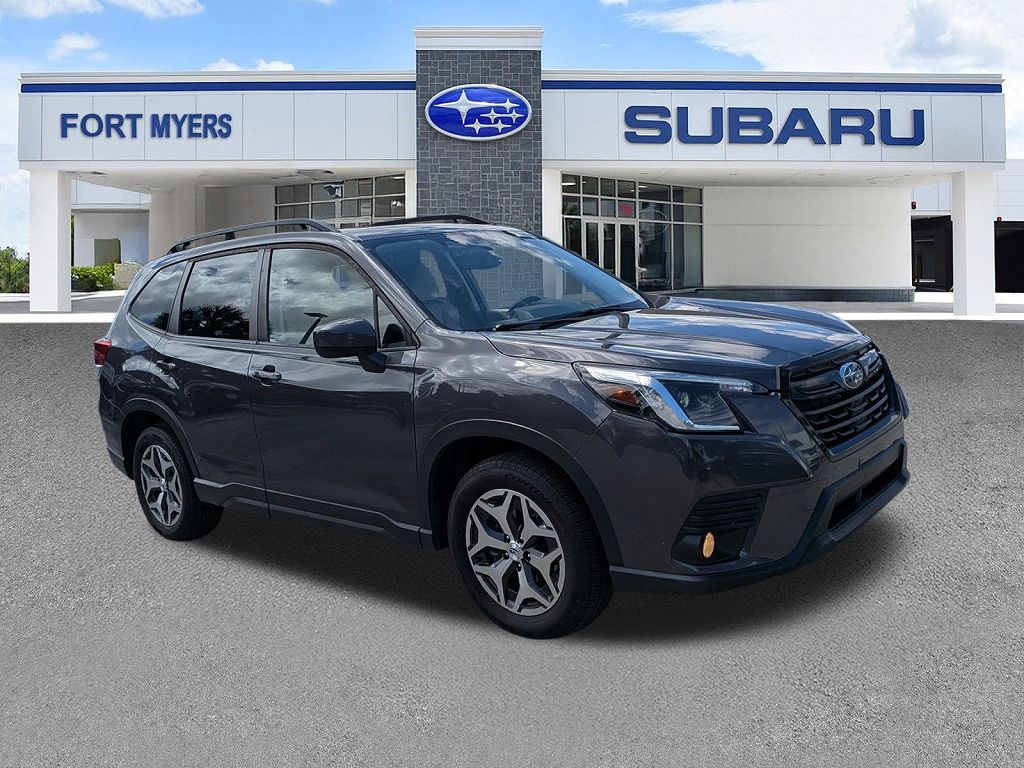 2023 Subaru Forester Premium