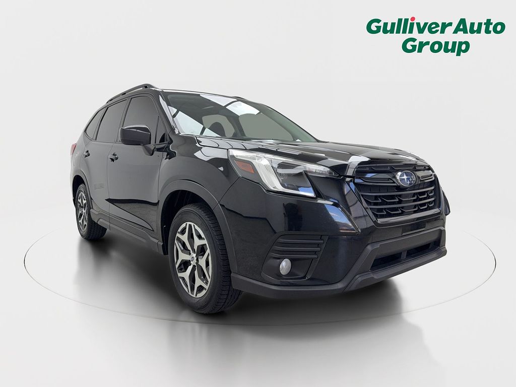 2023 Subaru Forester Premium