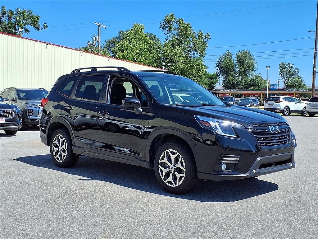 2023 Subaru Forester Premium