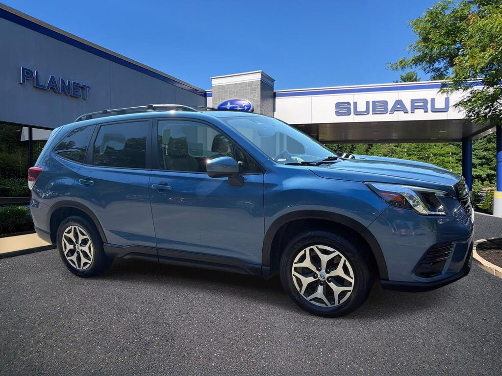 2023 Subaru Forester Premium